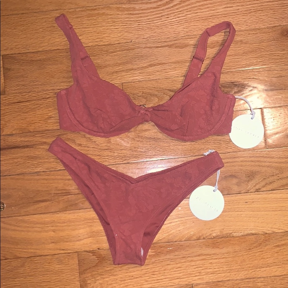 NWT TORI PRAVER bikini large top small bottoms